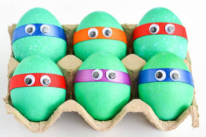 Uova-di-Pasqua-decorate-per-bambini-verdi